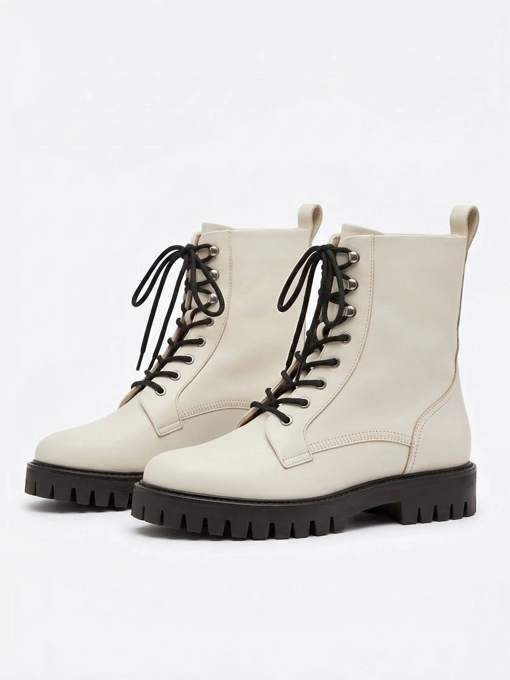 Floyd Lace‑Up Combat Boots – Off‑White / Cream, Size 8.5